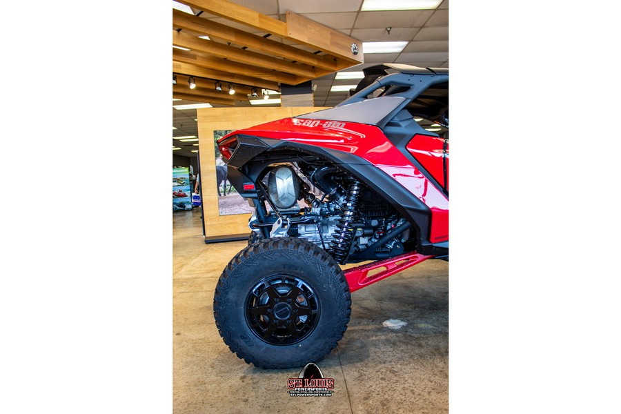 2024 Can-Am Maverick R X 999T DCT Red