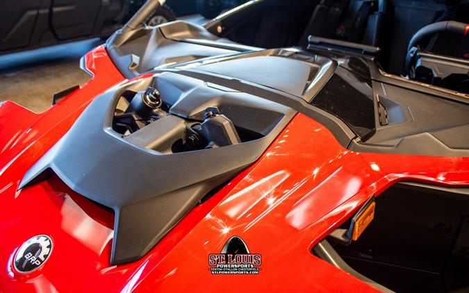 2024 Can-Am Maverick R X 999T DCT Red