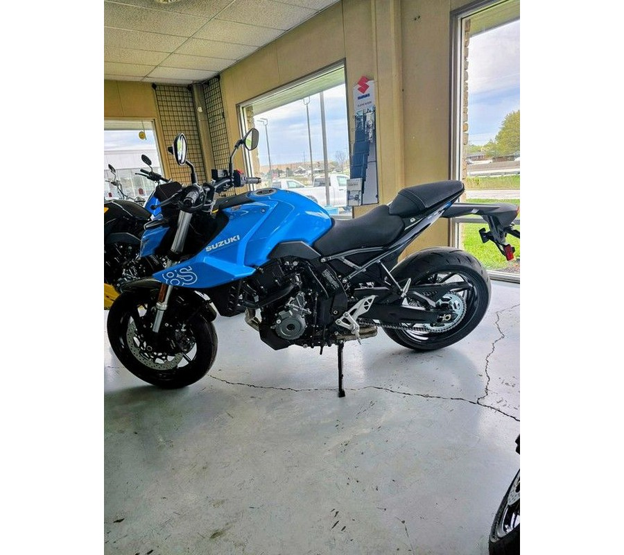 2025 Suzuki GSX-8S