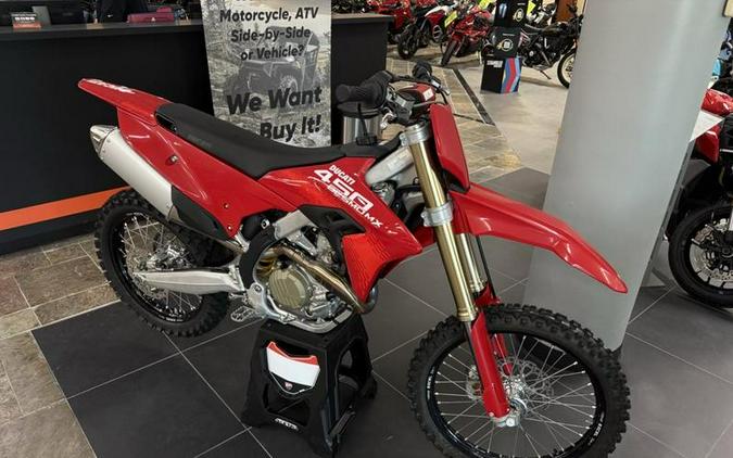 2026 Ducati Desmo450 MX