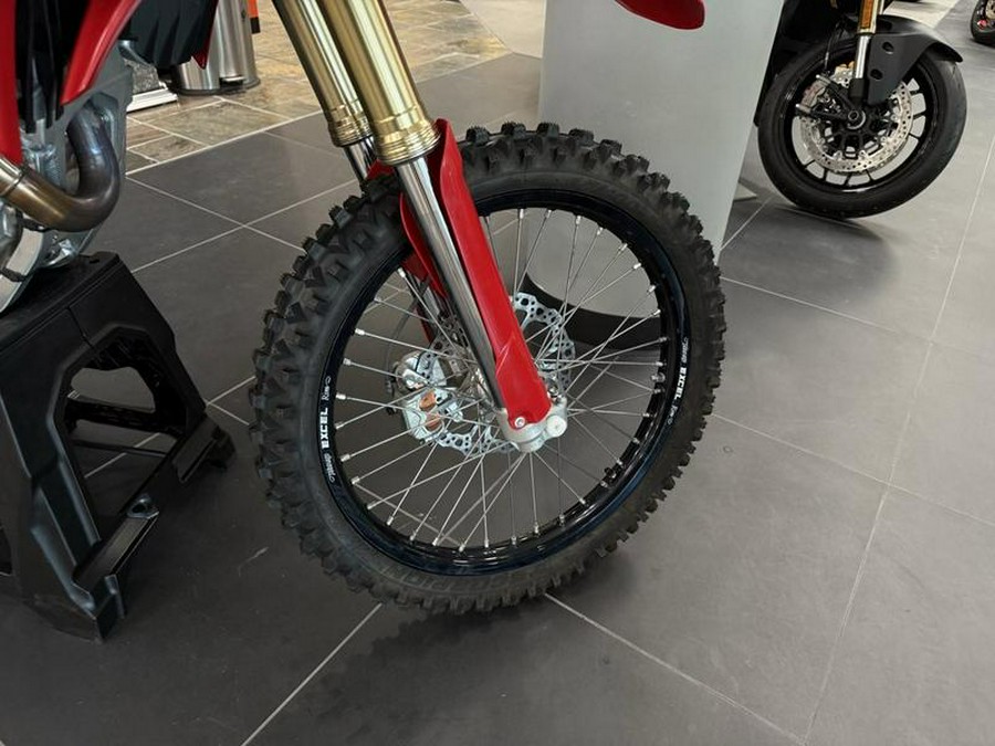 2026 Ducati Desmo450 MX