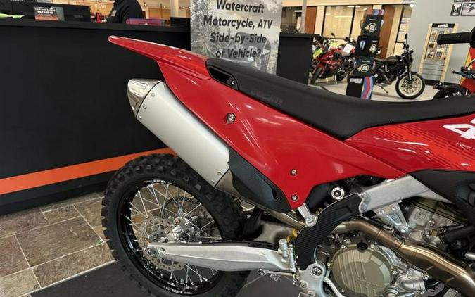 2026 Ducati Desmo450 MX