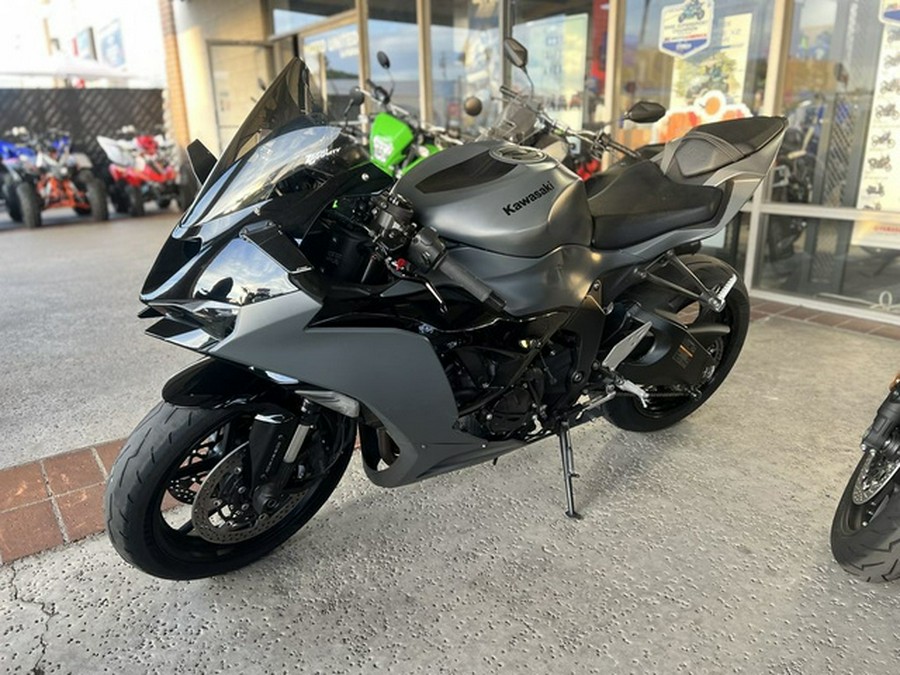2025 Kawasaki Ninja ZX-6R ABS KRT Edition