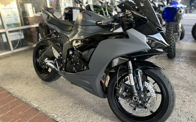 2025 Kawasaki Ninja ZX-6R ABS KRT Edition