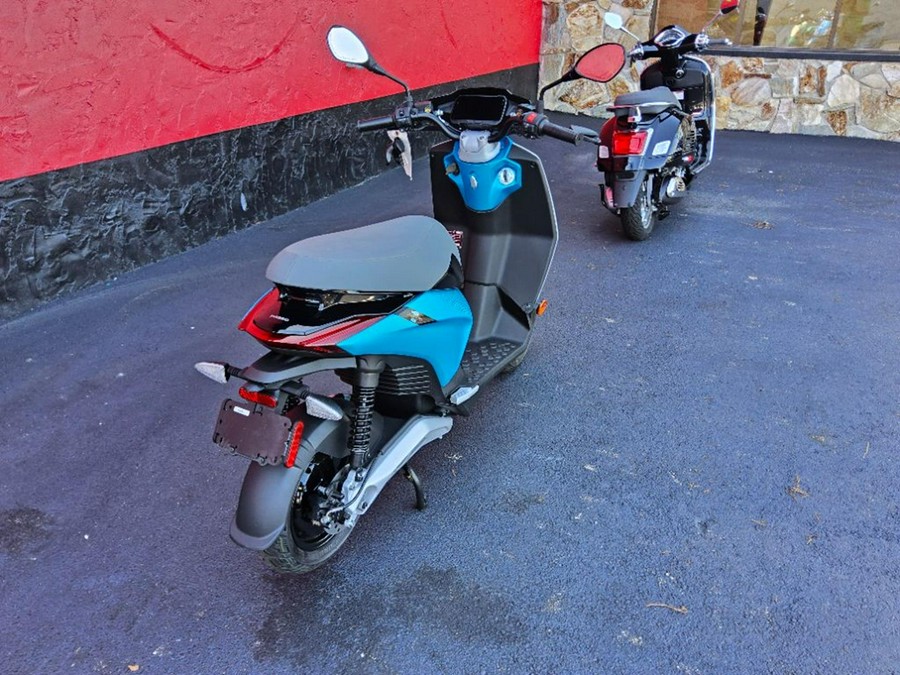 2022 Piaggio Piaggio 1 Active