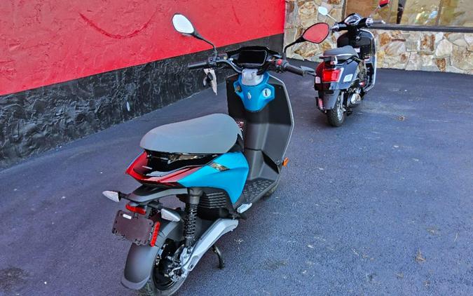 2022 Piaggio Piaggio 1 Active