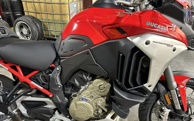 2024 Ducati Multistrada V4 Rally Travel Adventure Red