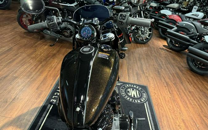 2024 Indian Motorcycle® Sport Chief Icon Smoky Quartz Metallic Pearl