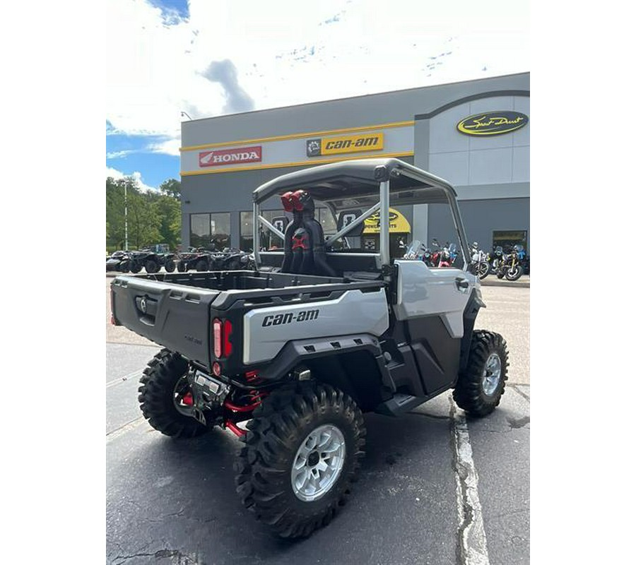 2025 Can-Am Defender X MR With Half-Doors