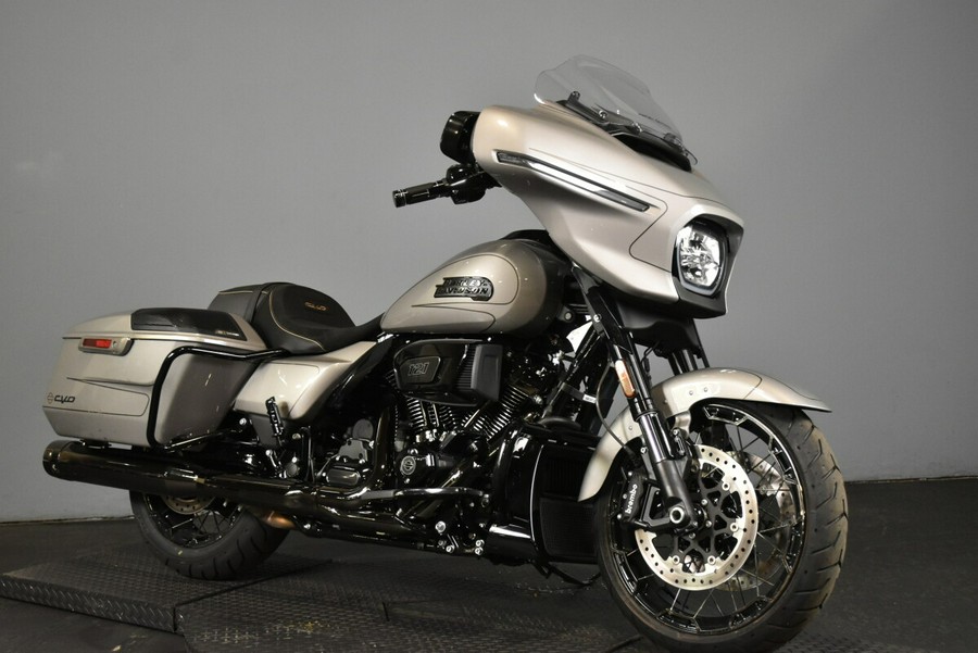 2023 Harley-Davidson CVO Street Glide