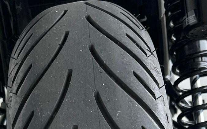 2024 Triumph BONNEVILLE T120