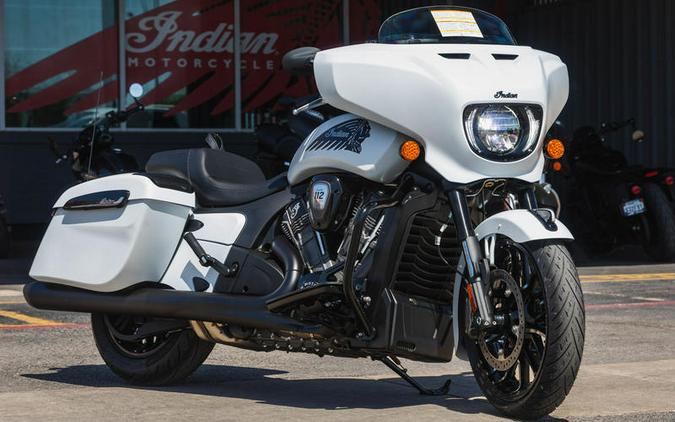 2025 Indian Motorcycle® Chieftain® PowerPlus Dark Horse® 112 w/PowerBand Ghost White Metallic Smoke