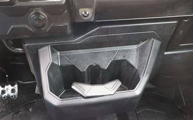 2022 Can-Am Defender Max Limited CAB HD10