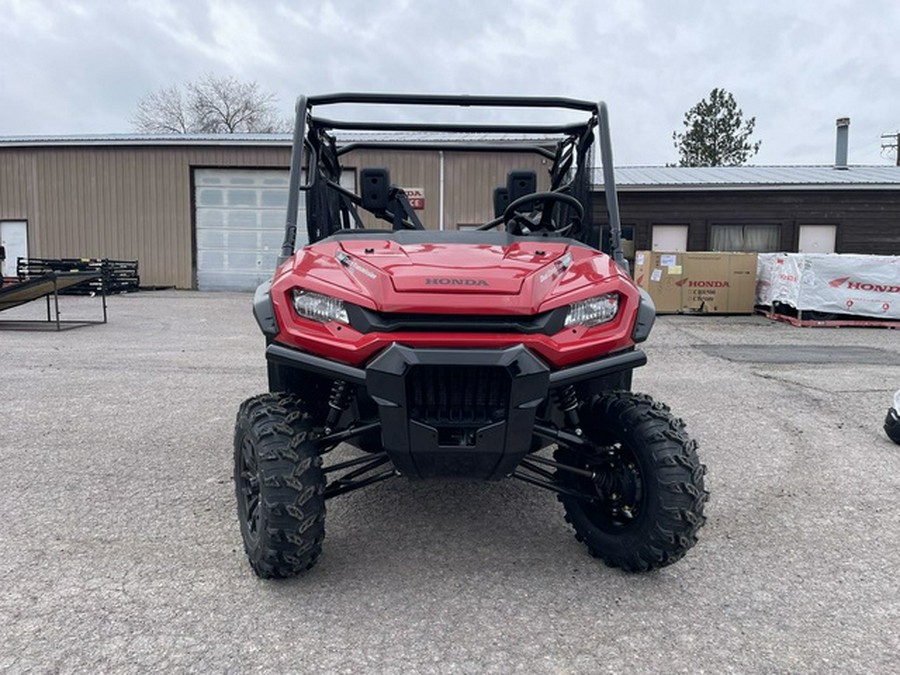 2025 Honda Pioneer 1000-6 Deluxe Crew Deluxe