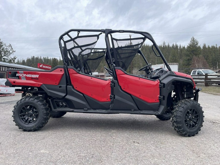 2025 Honda Pioneer 1000-6 Deluxe Crew Deluxe