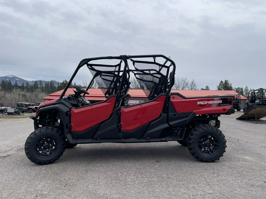 2025 Honda Pioneer 1000-6 Deluxe Crew Deluxe