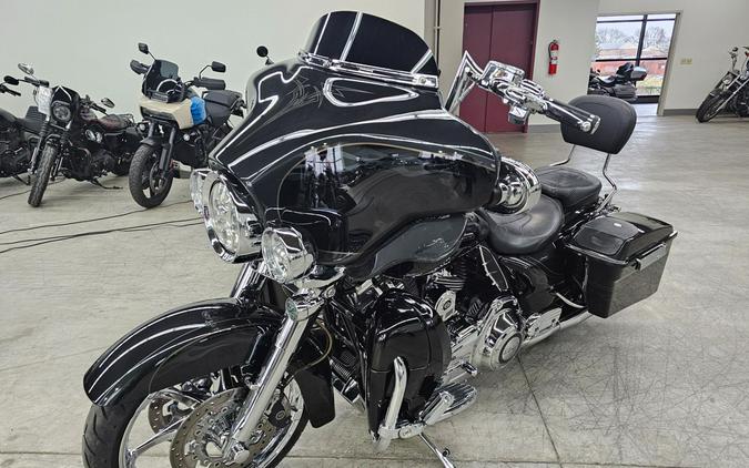 2012 Harley-Davidson CVO™ Street Glide®