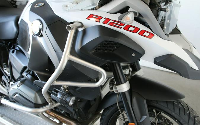 2017 BMW Motorrad R 1200 GS Adventure Light White