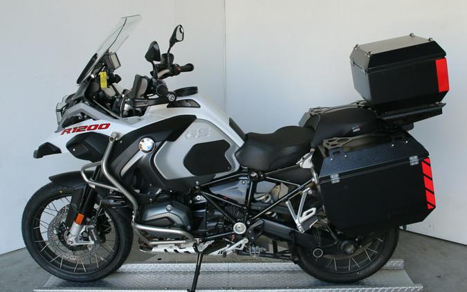 2017 BMW Motorrad R 1200 GS Adventure Light White