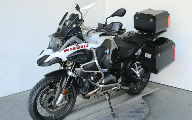 2017 BMW Motorrad R 1200 GS Adventure Light White