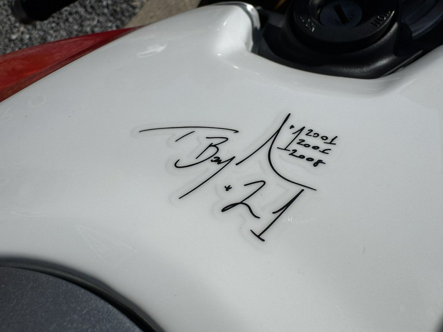 2024 Ducati Panigale V2 Bayliss Red / White / Green