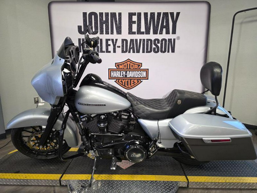 2019 Harley-Davidson FLHXS STREET GLIDE SPECIAL