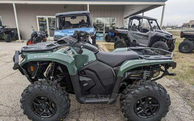 2024 Can-Am® Outlander Pro XU HD5