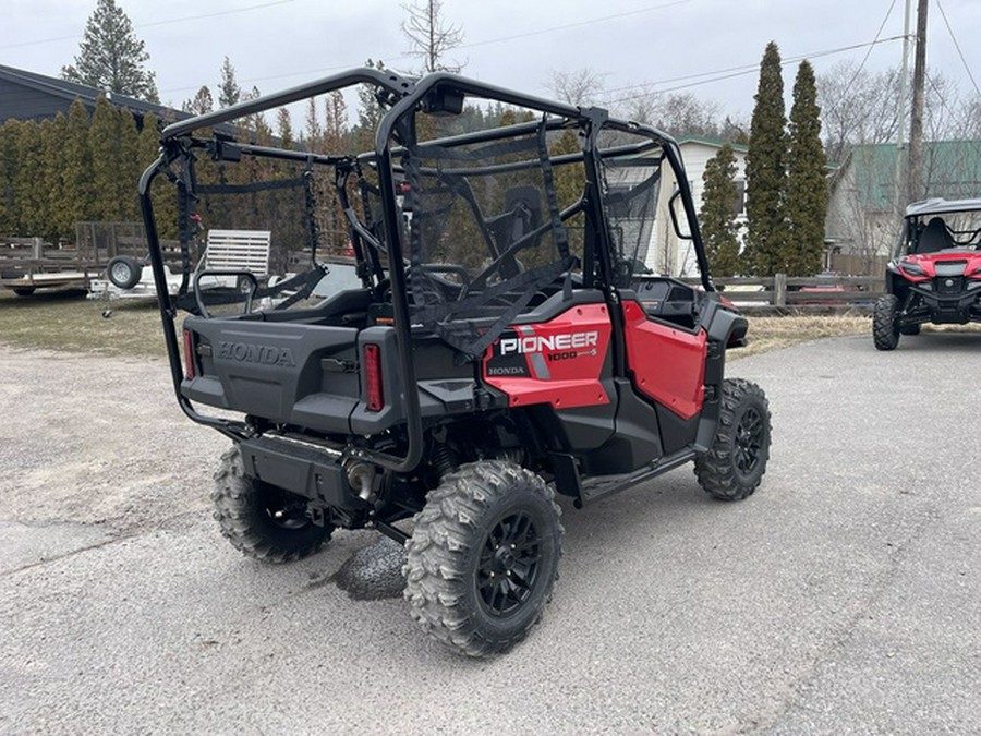2025 Honda Pioneer 1000-5 Deluxe
