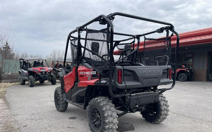 2025 Honda Pioneer 1000-5 Deluxe