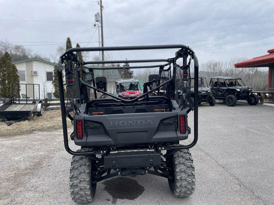2025 Honda Pioneer 1000-5 Deluxe