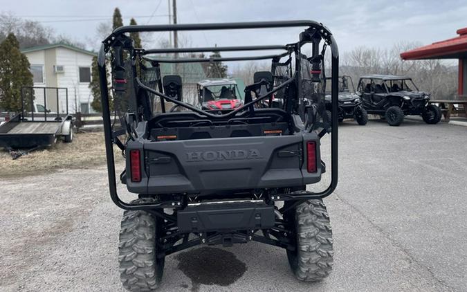 2025 Honda Pioneer 1000-5 Deluxe