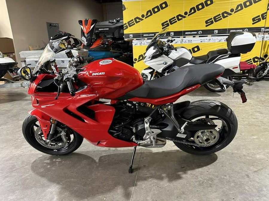 2024 Ducati Supersport 950 Red