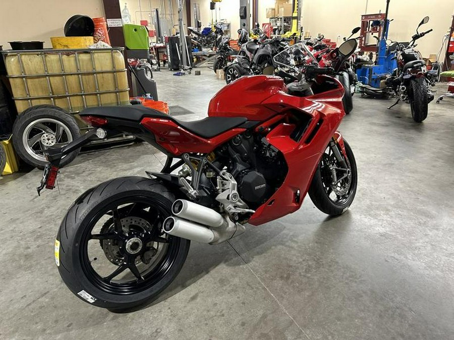 2024 Ducati Supersport 950 Red