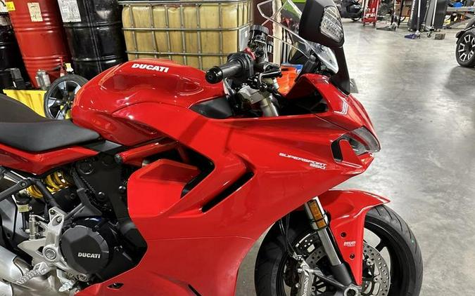 2024 Ducati Supersport 950 Red