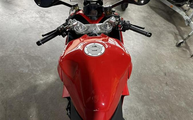 2024 Ducati Supersport 950 Red