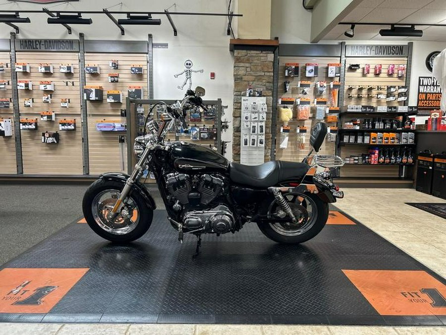 2013 Harley-Davidson® XL1200C - Sportster® 1200 Custom