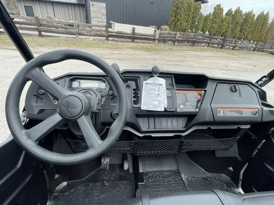 2025 Honda Pioneer 1000-5 Deluxe