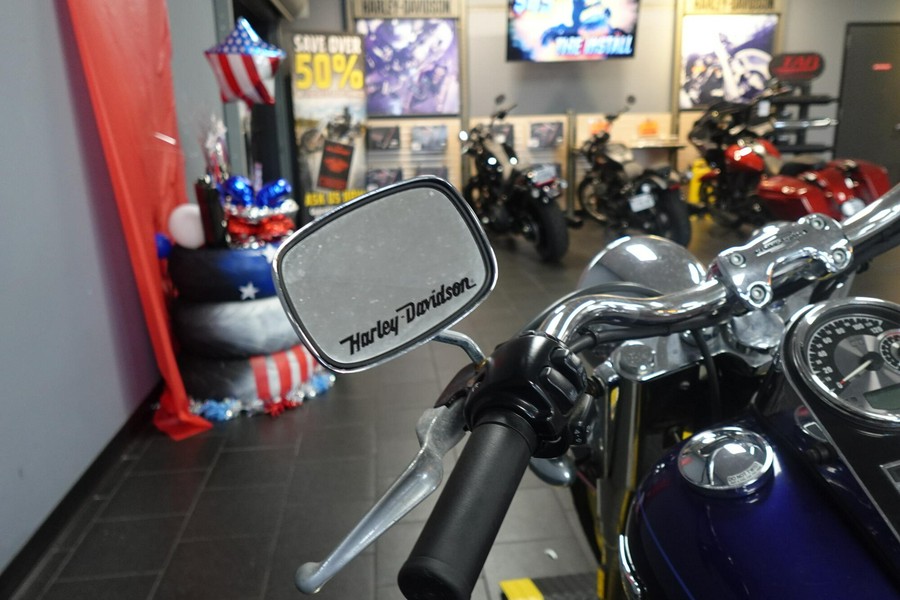 2006 Harley-Davidson Softail Deluxe FLSTNI