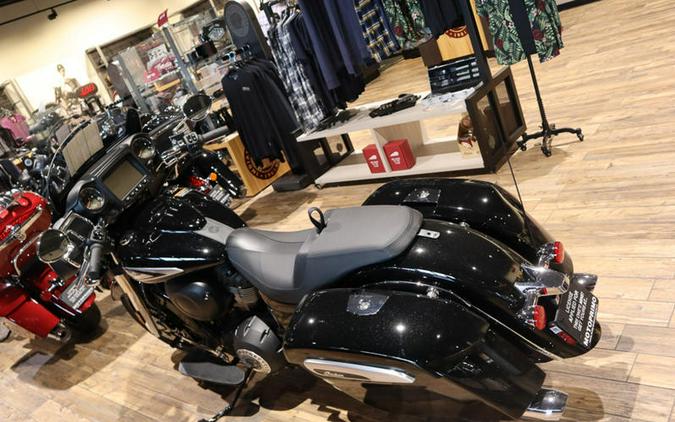 2024 Indian Motorcycle® Chieftain® Black Metallic