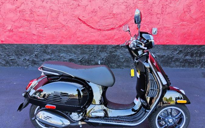 2023 Vespa GTS Super 300