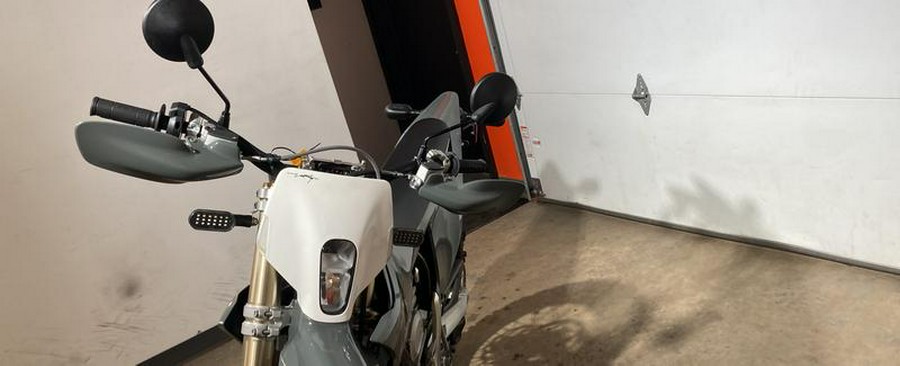 2025 Stark Varg 60 HP Varg 19" Standard