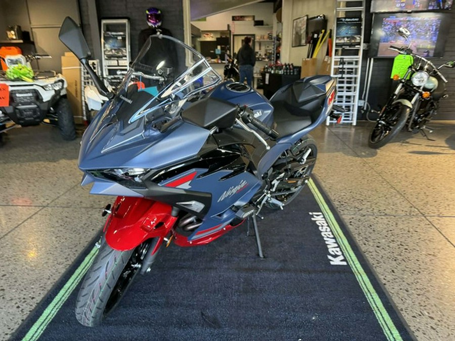 2026 Kawasaki Ninja 500 ABS Metallic Matte Twilight Blue