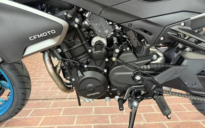 2026 CFMOTO NK 800