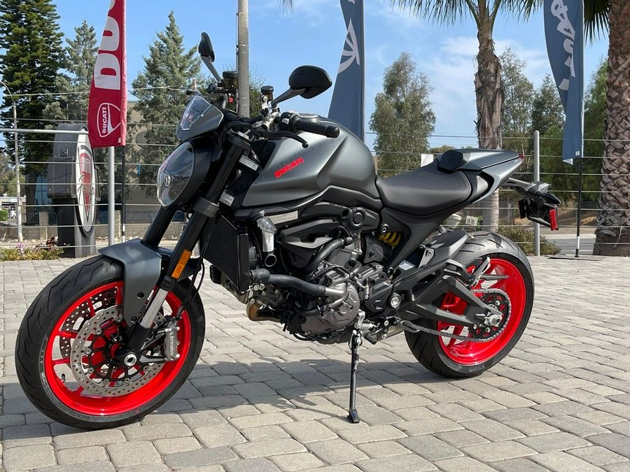 2026 Ducati Monster Plus