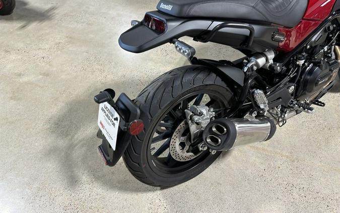 2021 Benelli Leoncino