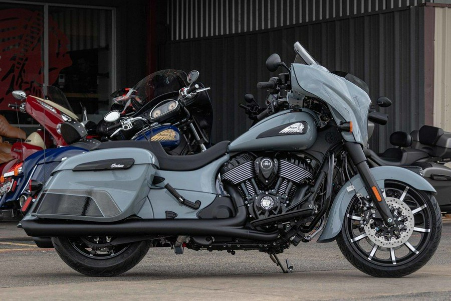 2025 Indian Motorcycle® Chieftain® Dark Horse®