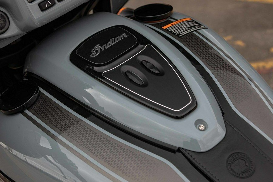 2025 Indian Motorcycle® Chieftain® Dark Horse®