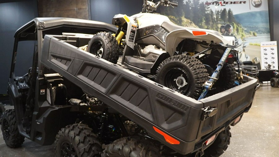 2026 Can-Am® Defender 6x6 XT HD10