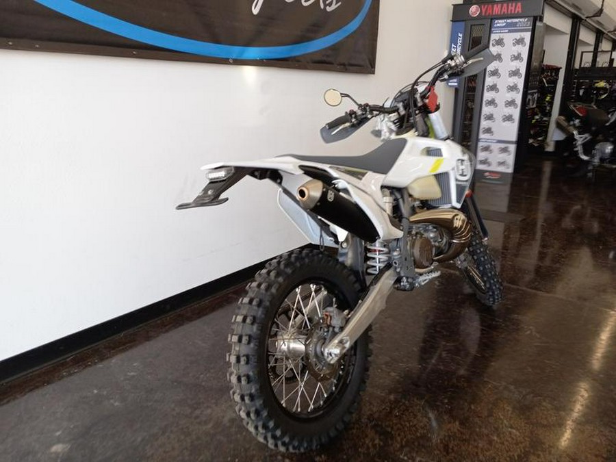 2022 Husqvarna® TE 250i