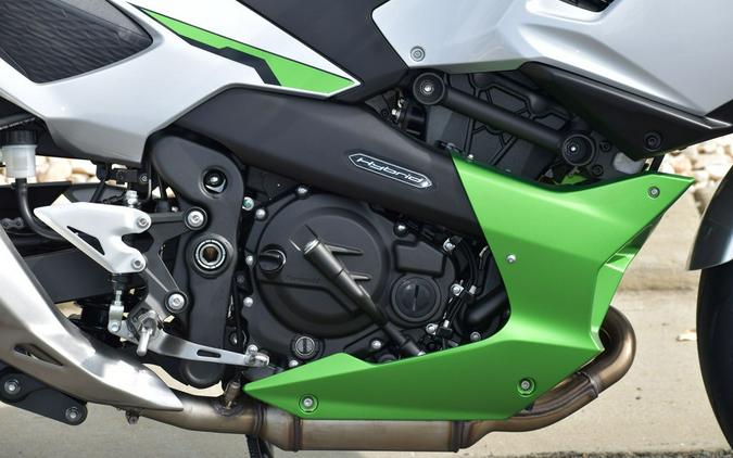 2024 Kawasaki Ninja® 7 Hybrid ABS